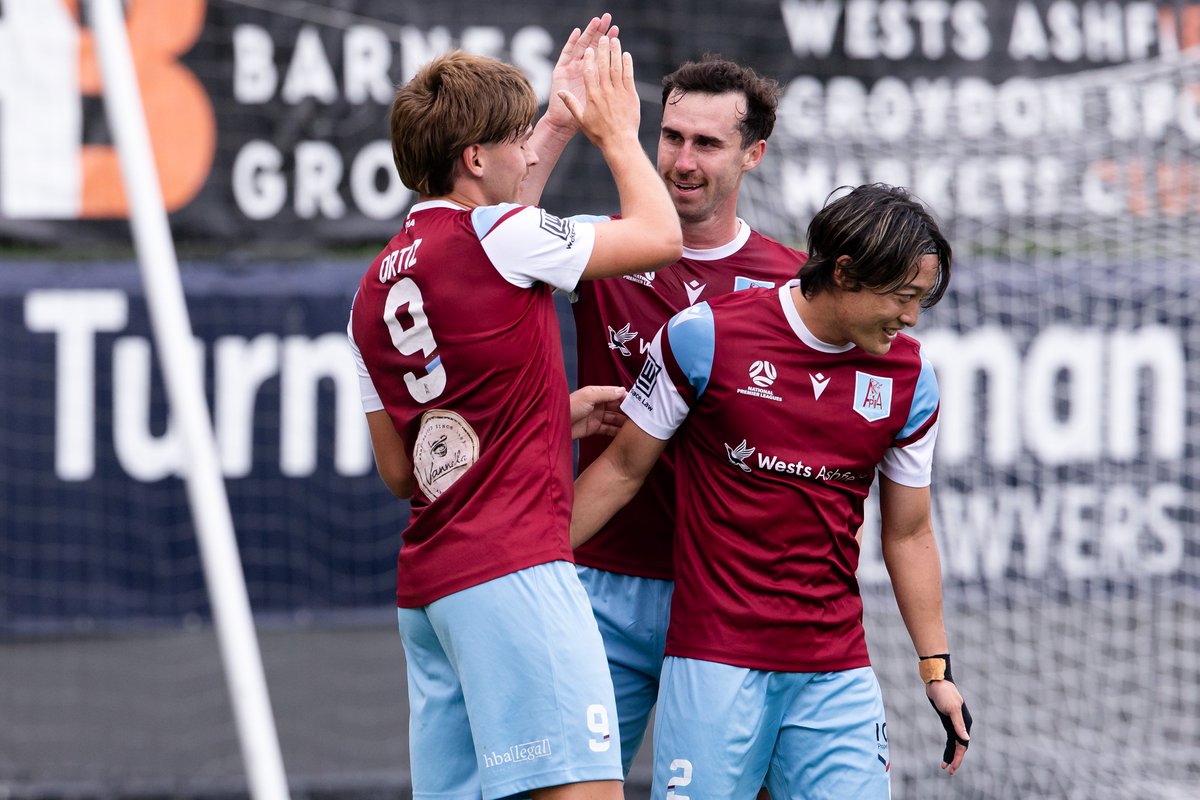 apialeichhardt's tweet photo. Another superb performance at home ππ
#APLvWSW #NPLMNSW #ForzaAPIA ππ©΅ https://t.co/Nt7kFtCgcx