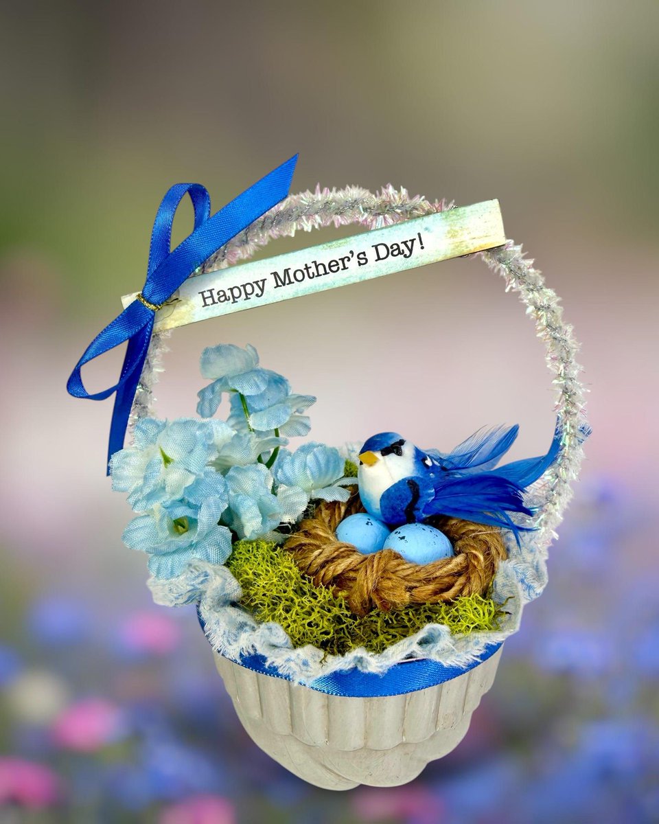 BluKatDesign's tweet image. NEW!!! Mother’s Day Gift – Bird Nest Basket Shelf Sitter Ornament - Etsy buff.ly/KrxGqeO #mothersday #etsygifts #giftshop 💙