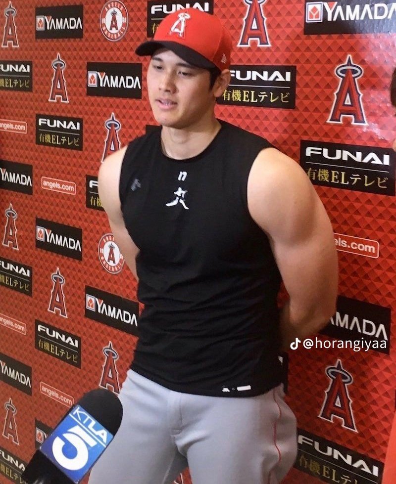 D 🅰️ N N Y Chen tweet media