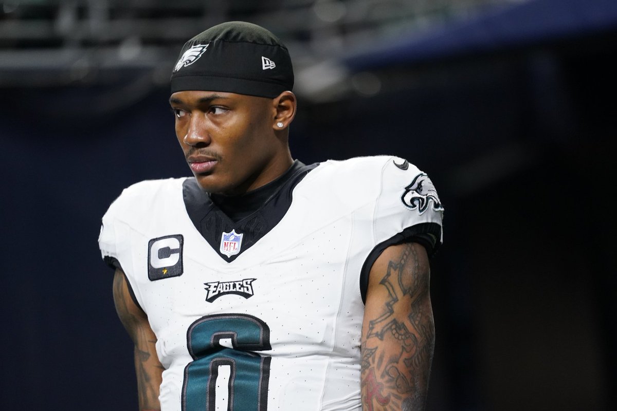 🚨DeVonta Smith hooks Dan Orlovsky's son Madden up with 'Eagles swag bag' in heartwarming World Autism Awareness Day surprise

#NFL #Eagles #FlyEaglesFly #Madden