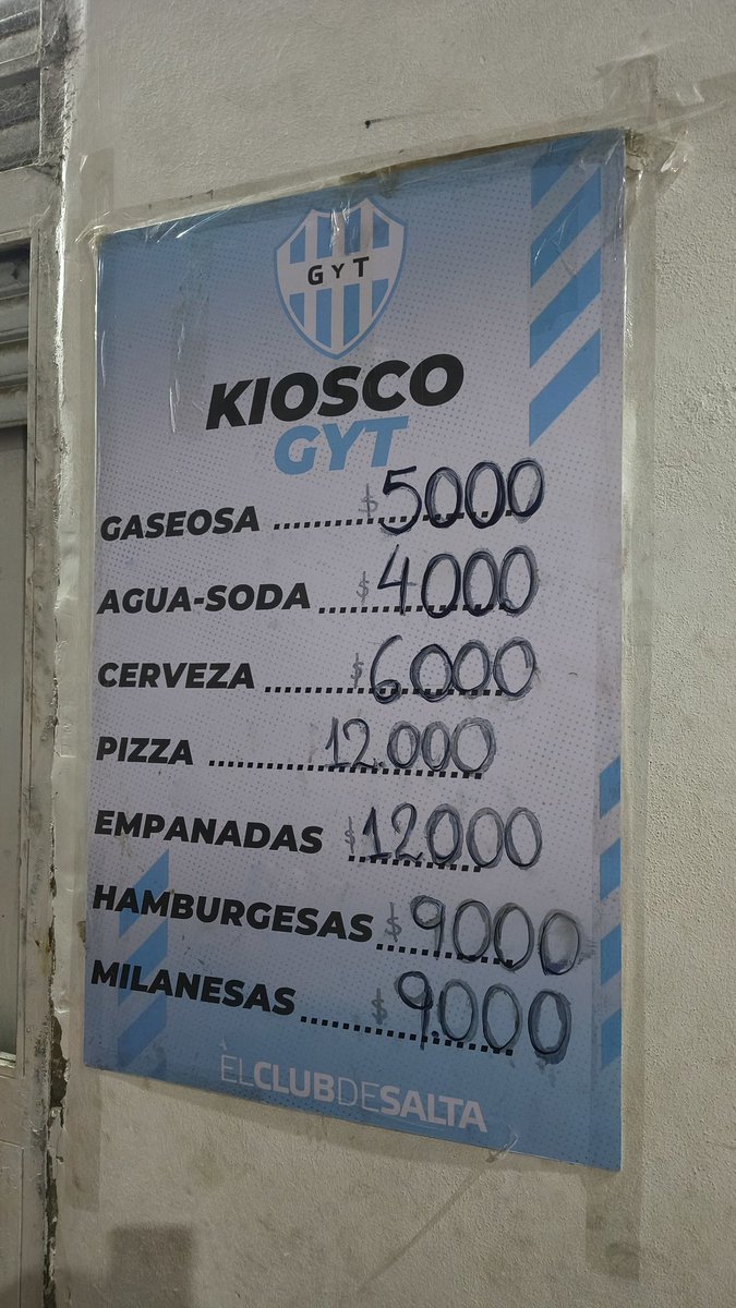 AscensoHundido tweet media