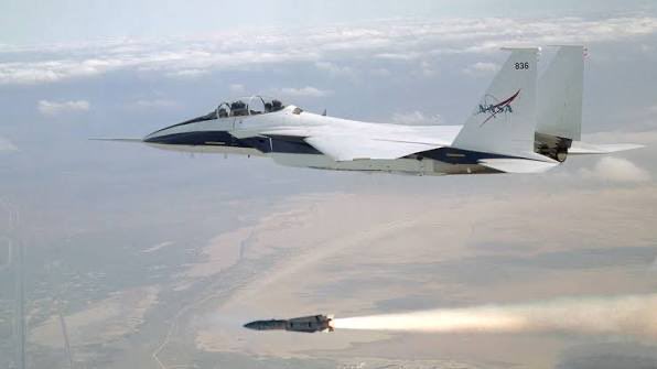 Chris Combs (iterative design enjoyer) tweet media