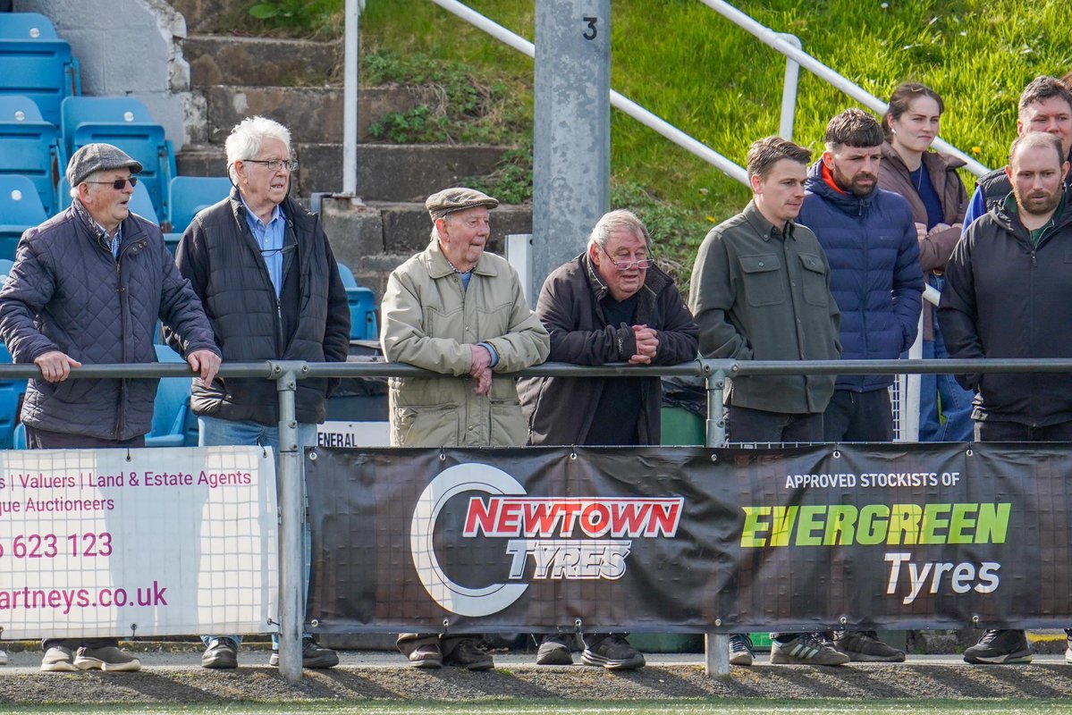 dylanevans.photos tweet media