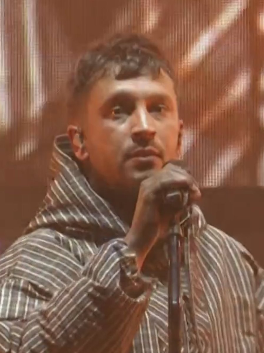 allisøn ⊬ tweet media