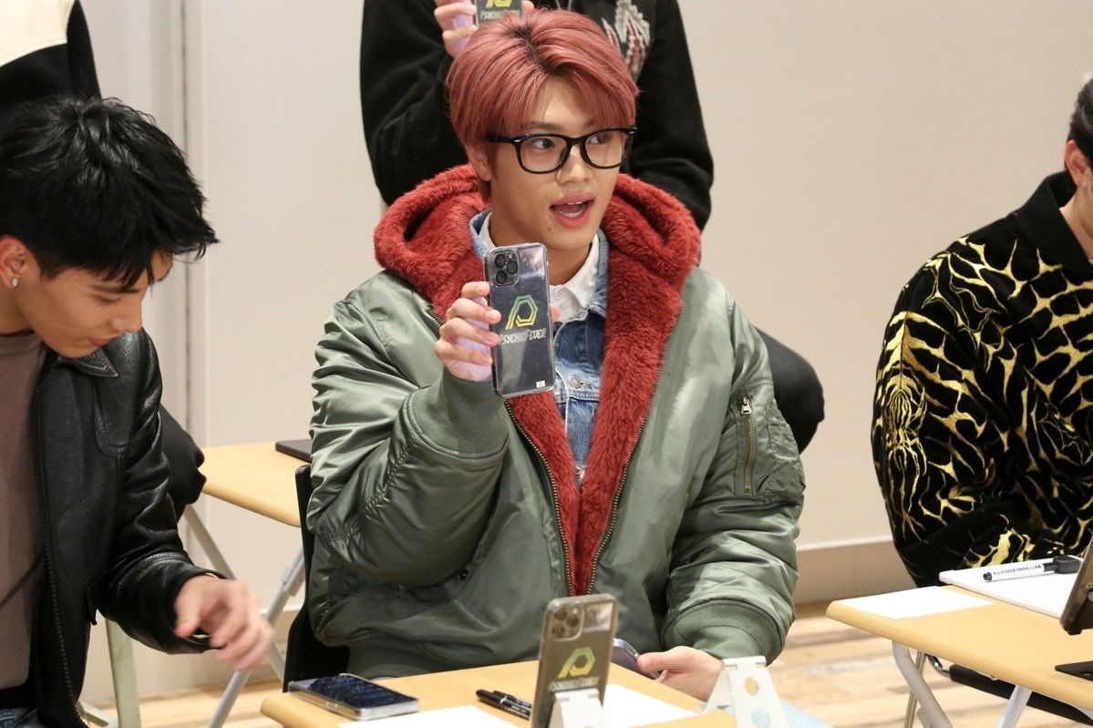 asymmetry enthusiast tweet media