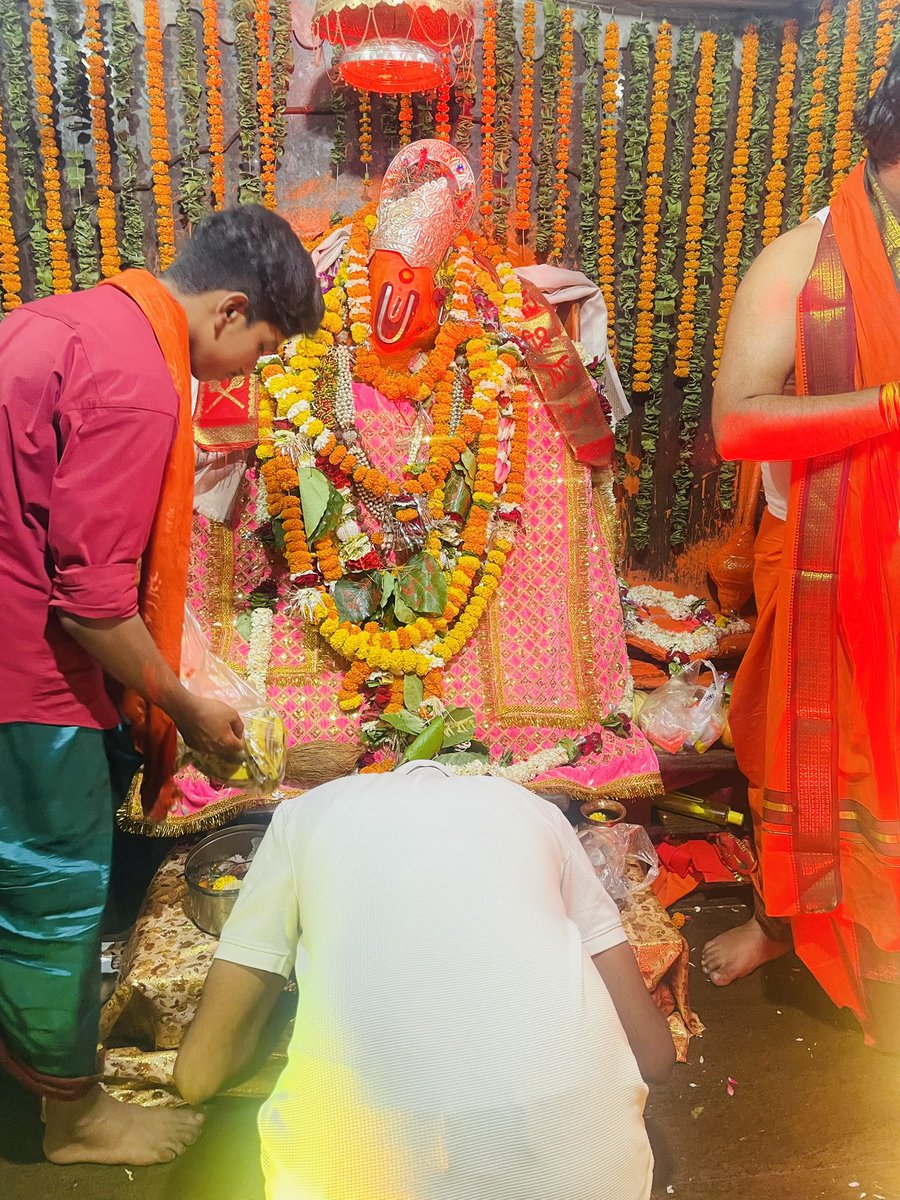 जय बजरंग बली की जय 🙏🏻

पवन सुत हनुमान जी की जय ..

#trending #reels #virals #hanumanbhakt