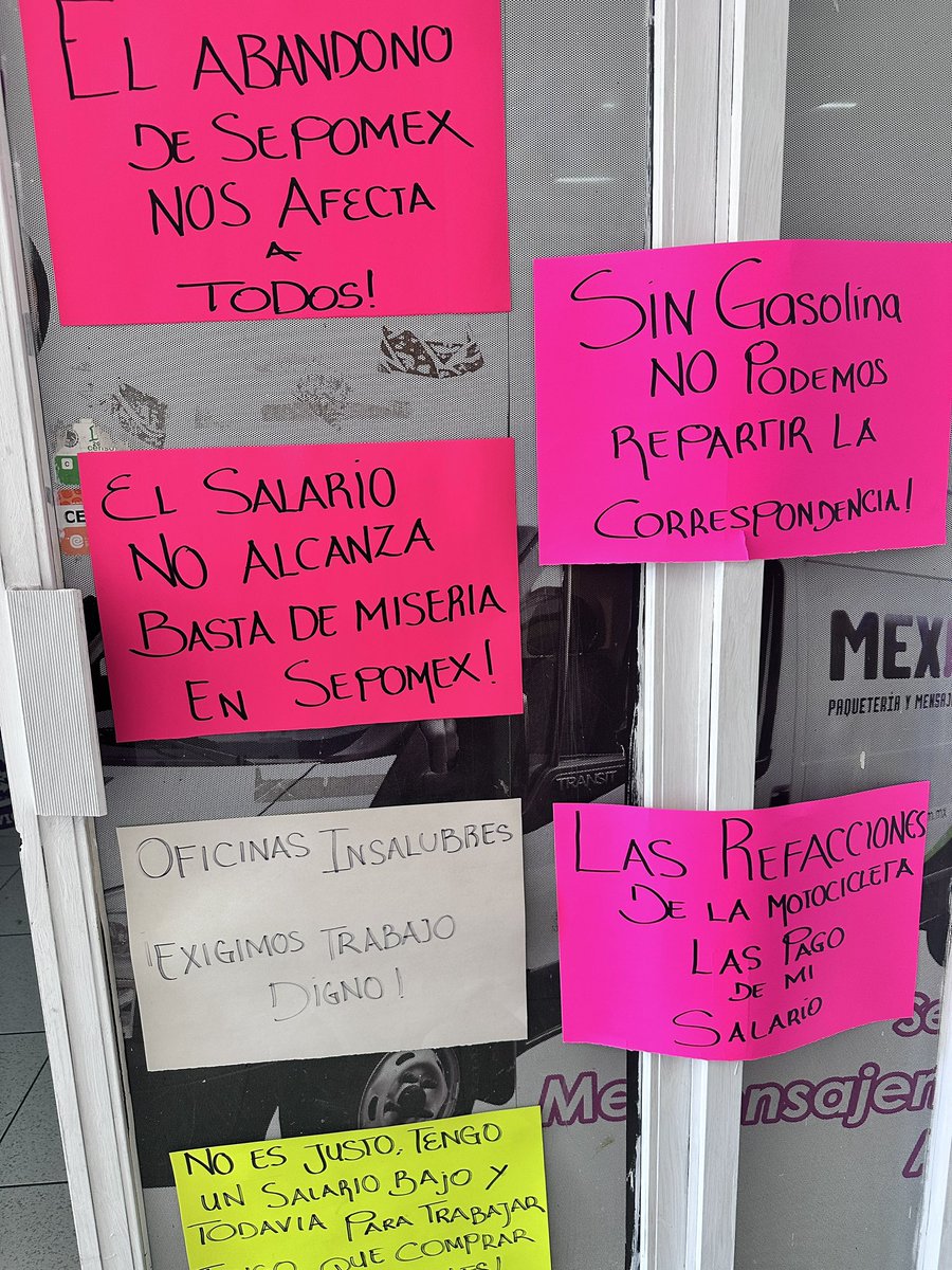 Ramiro_Escoto's tweet image. #Ahora @CorreosdeMexico en #Crisis. Empleados trabajan bajo protesta desde hace semanas y el @gobmx no les ha dado soluciones... Temas que no se abordan en la #Mañanera