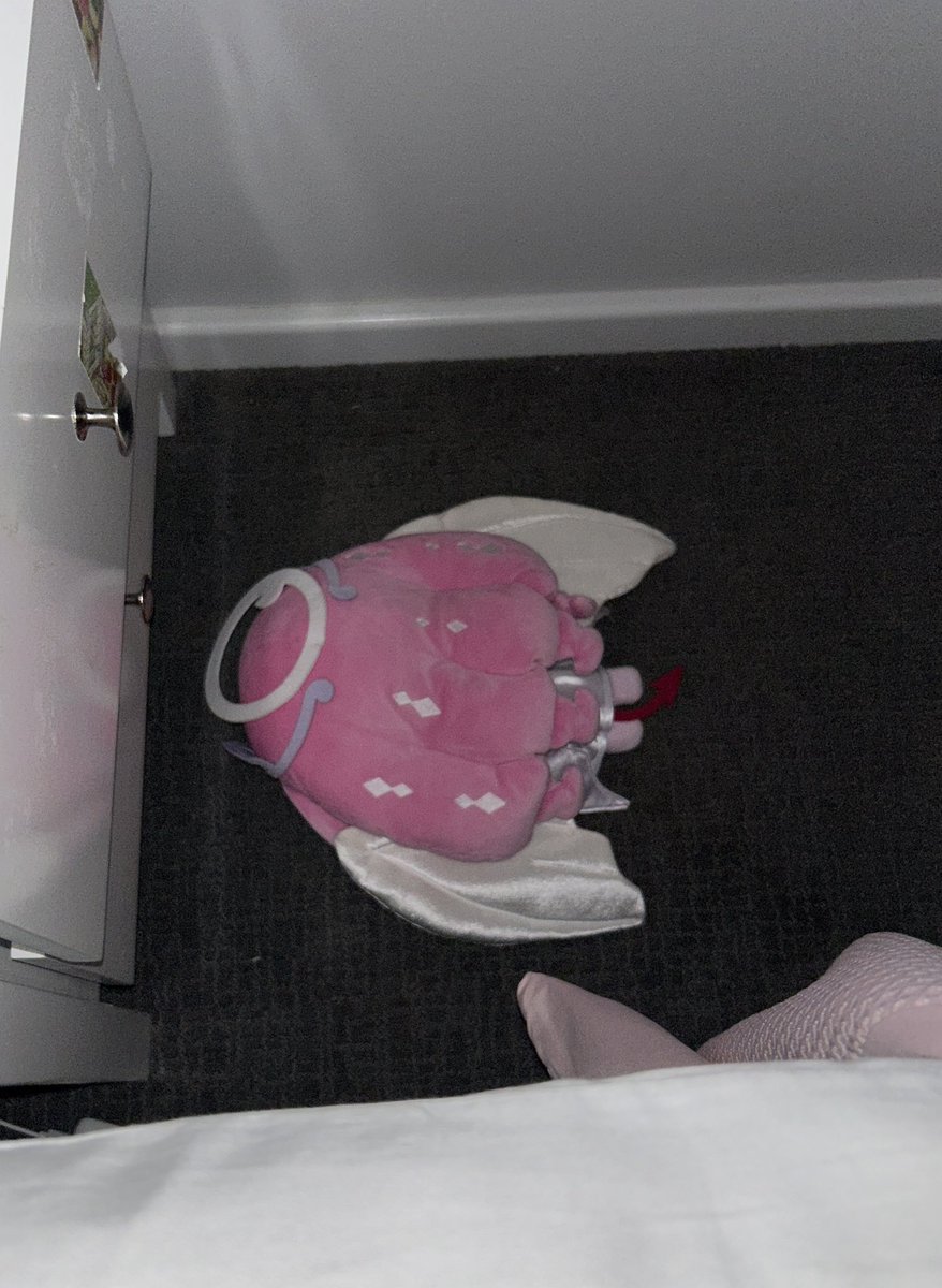 inble.onble💘💛 tweet media