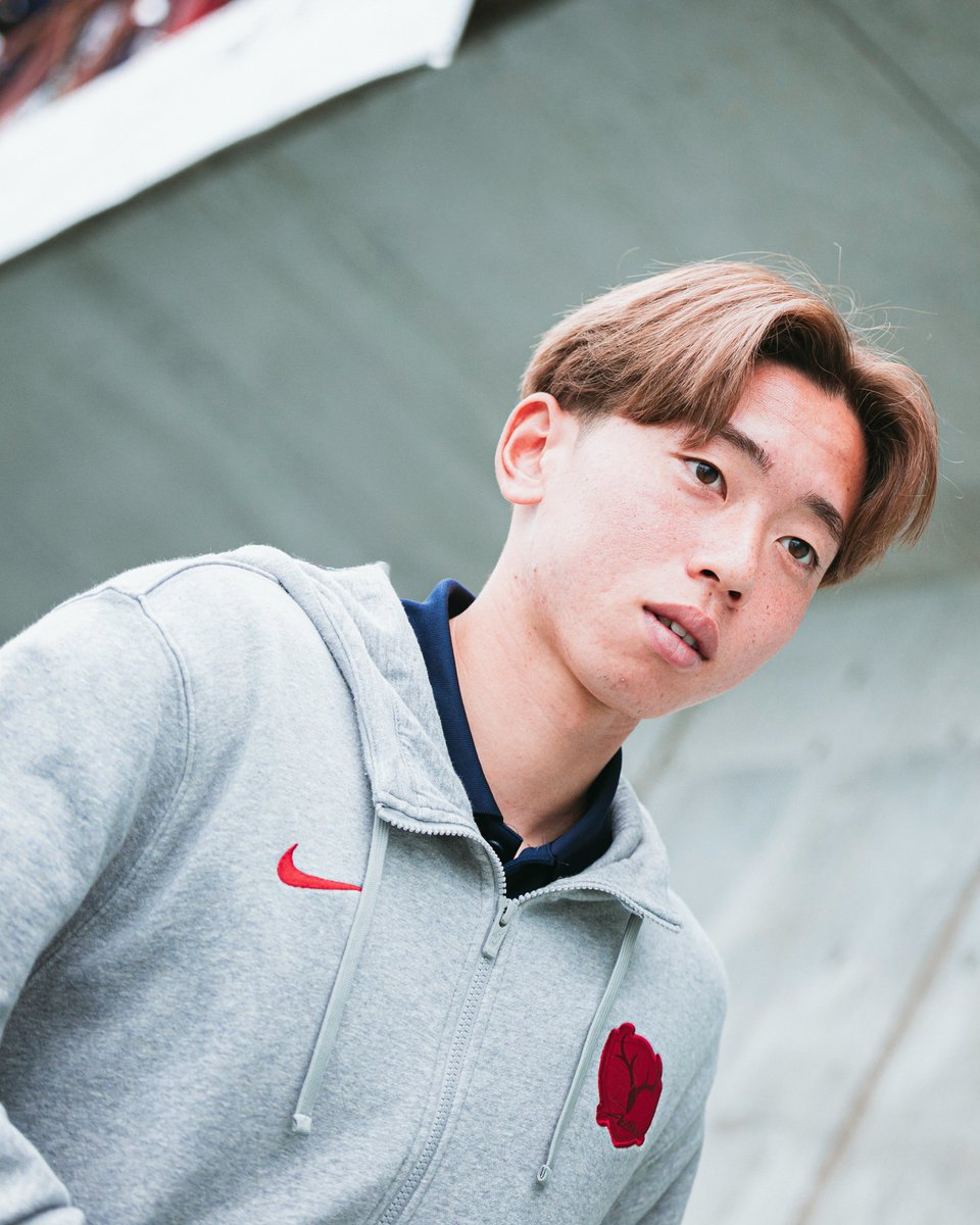 ◤ 4/4 🆚水戸 ◢ #鹿島アントラーズ #antlers 選手バスがケーズデンキ