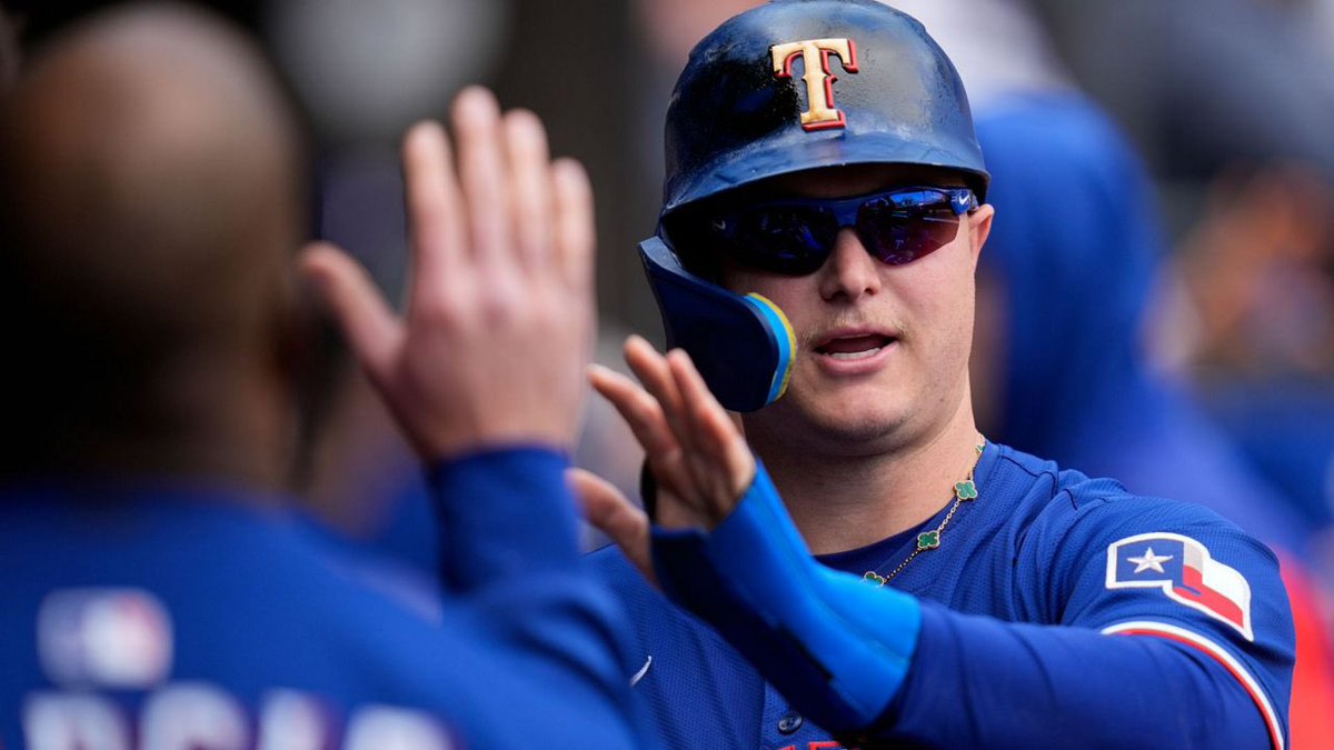 proud ranger fan tweet media