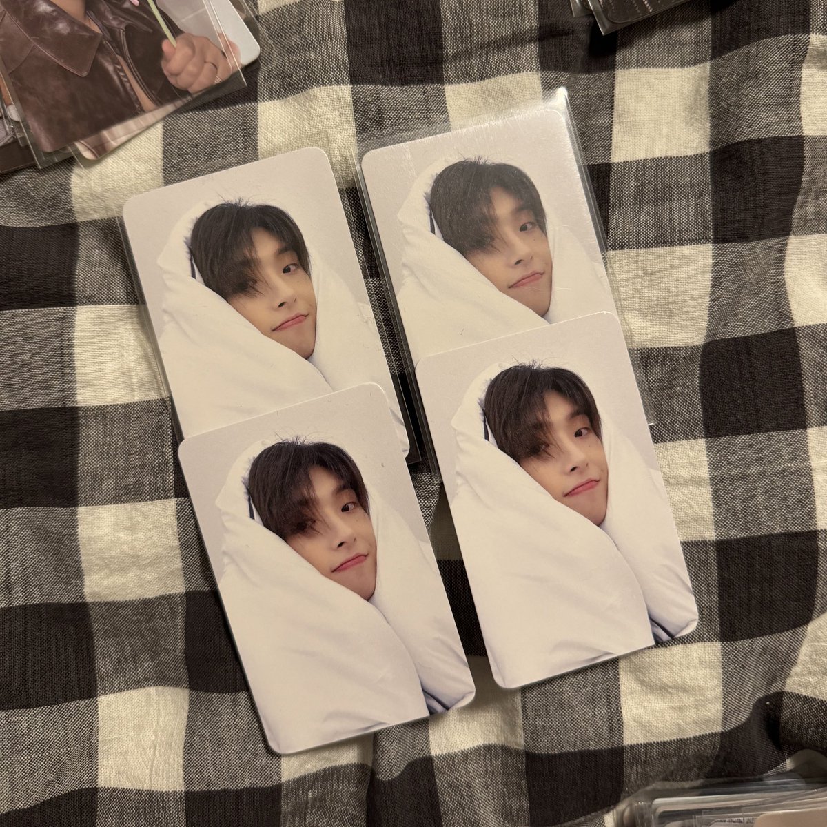 turntsan's tweet photo. erm i guess i really liked this photocard huh?🫩 https://t.co/Sl5SJPdXKz