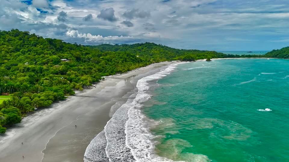 WaterInfusedWit's tweet photo. https://t.co/I5aOCsDvto Puntarenas, Costa Rica.

#BrilliantLady docked where the rainforest meets the Pacific coastline and the green is so vivid it barely looks real, lush — verdant landscapes, cascading waterfalls at seemingly every turn
https://t.co/EkoAqcKG4P 
#virginvoyages https://t.co/NgfDy4mCNi