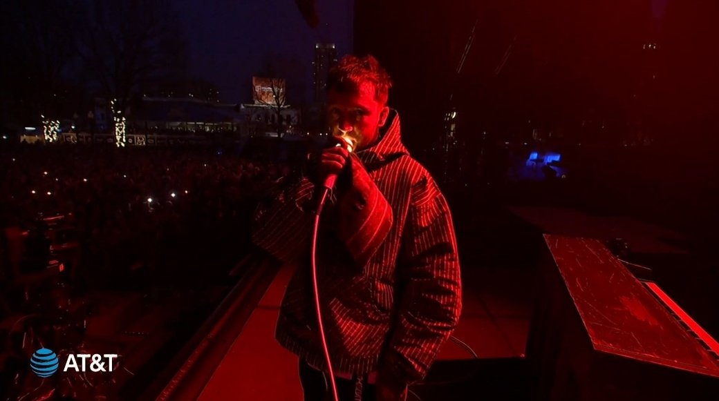 kyl¡e ⊬ tweet media