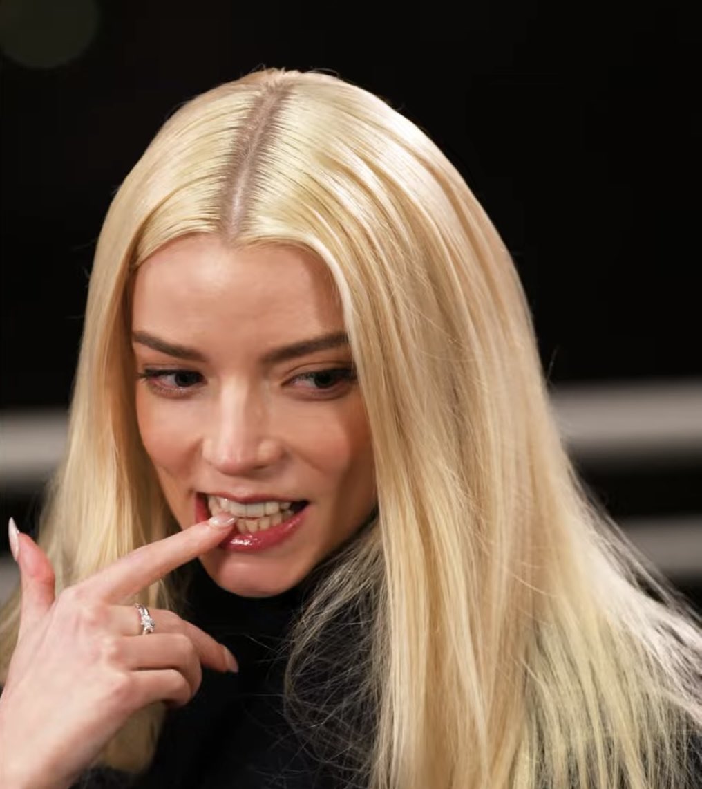 best of anya taylor-joy (@anyafolders) on Twitter photo 