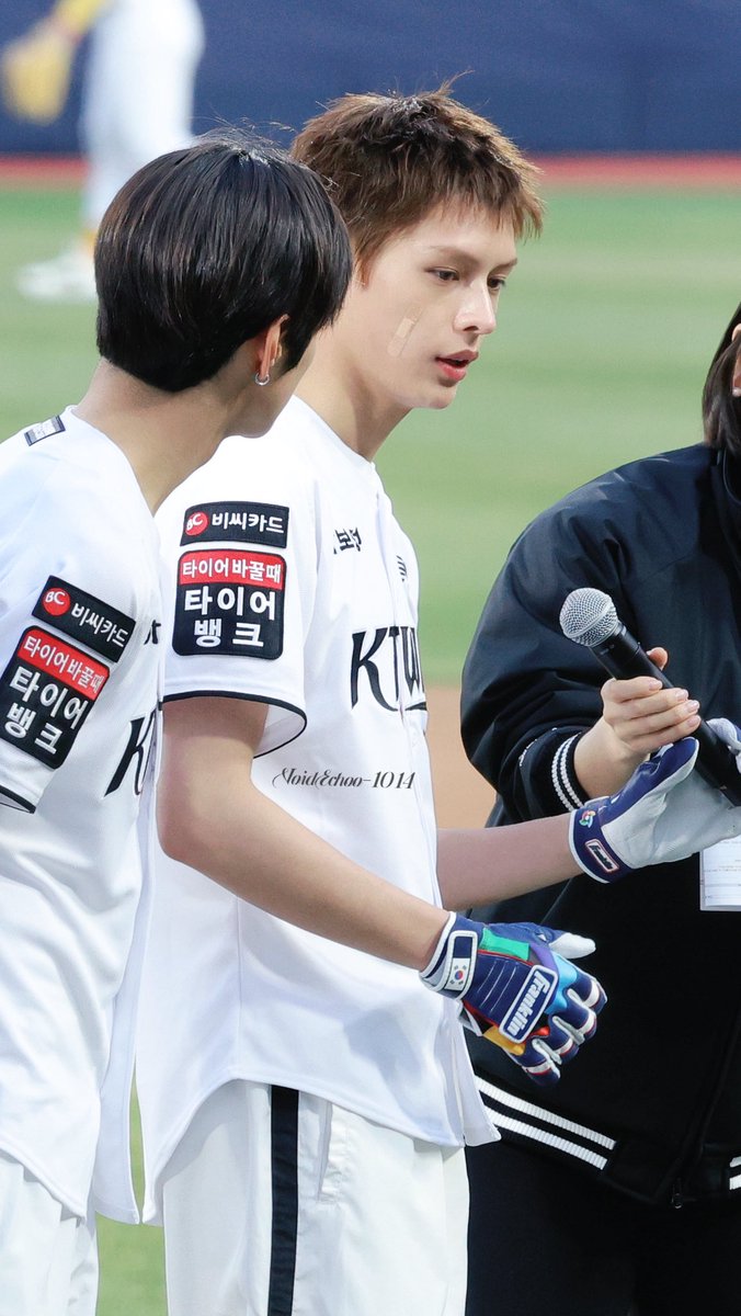 EAVCHOO_FAN_1014 tweet media