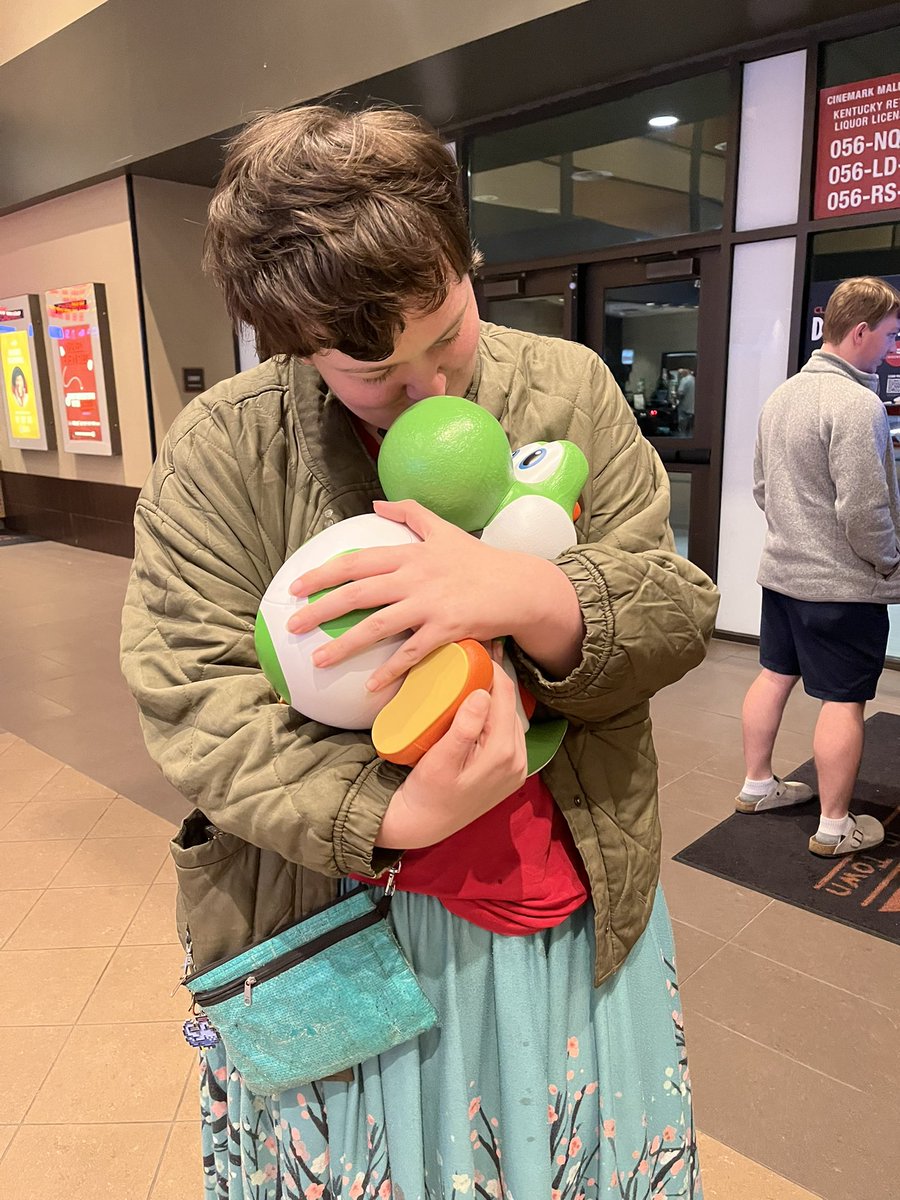 please help!! i am 11 years old (@kimcaiman) on Twitter photo 