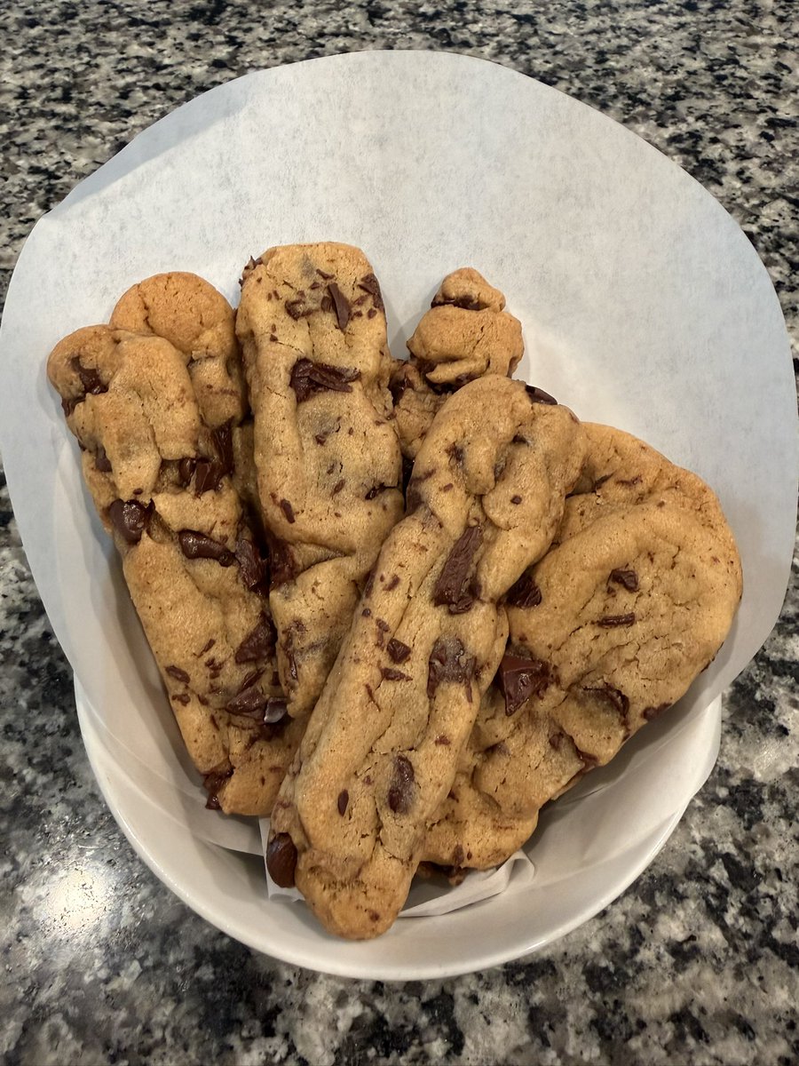 Jolene’s great nephew.. tweet media