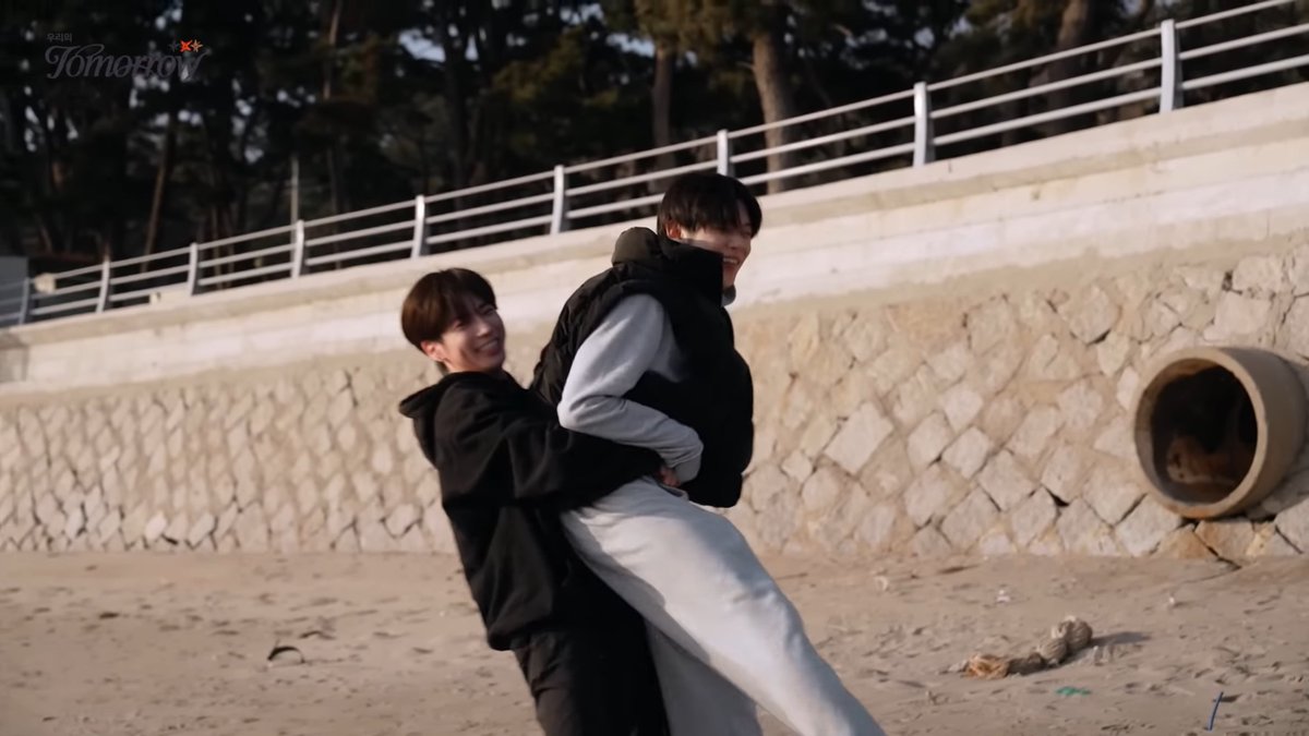 prettyzzn's tweet image. need new nyangnyangz date vlog in 2026