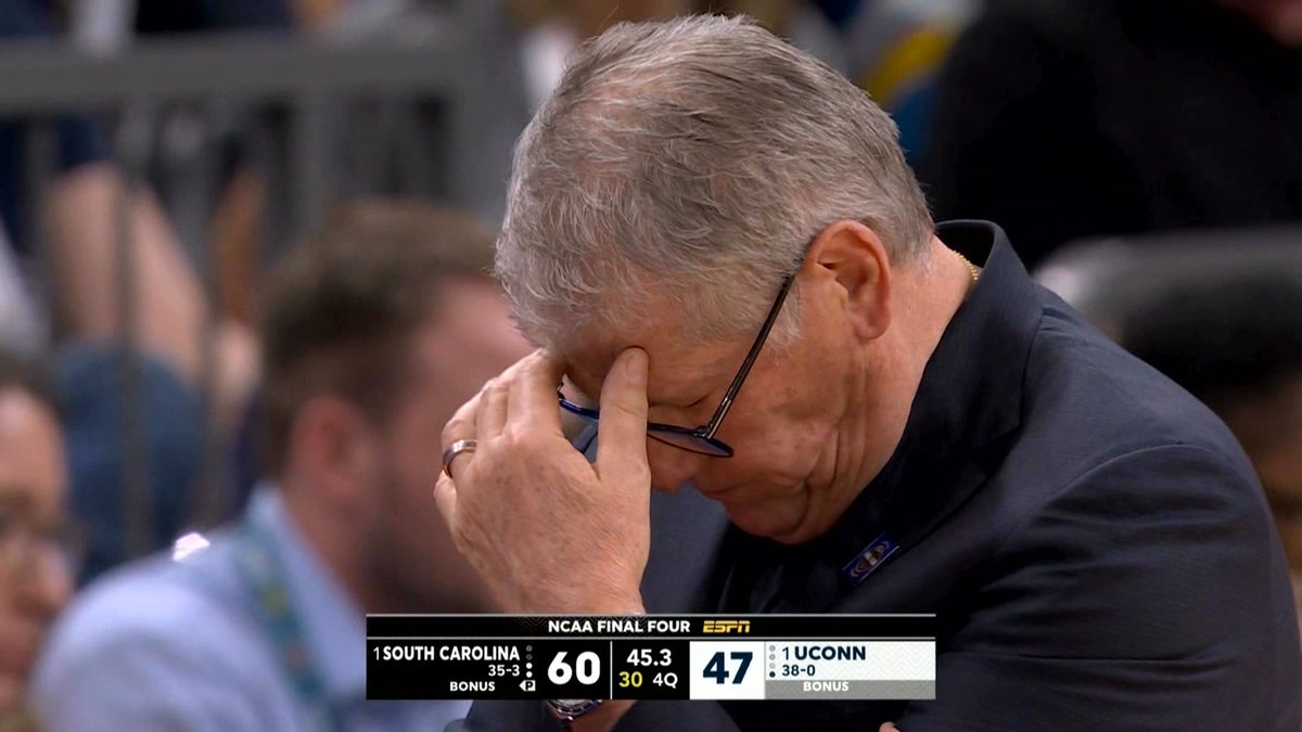 ClutchPoints tweet media