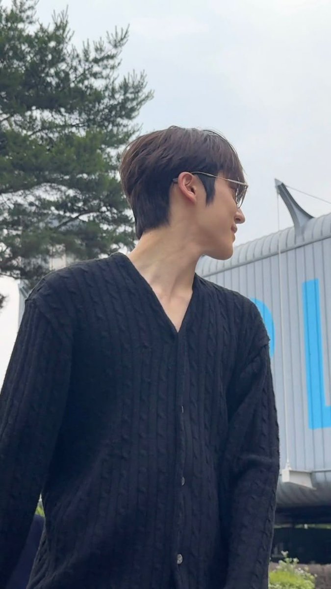 Hourly Yunho ♡ tweet media