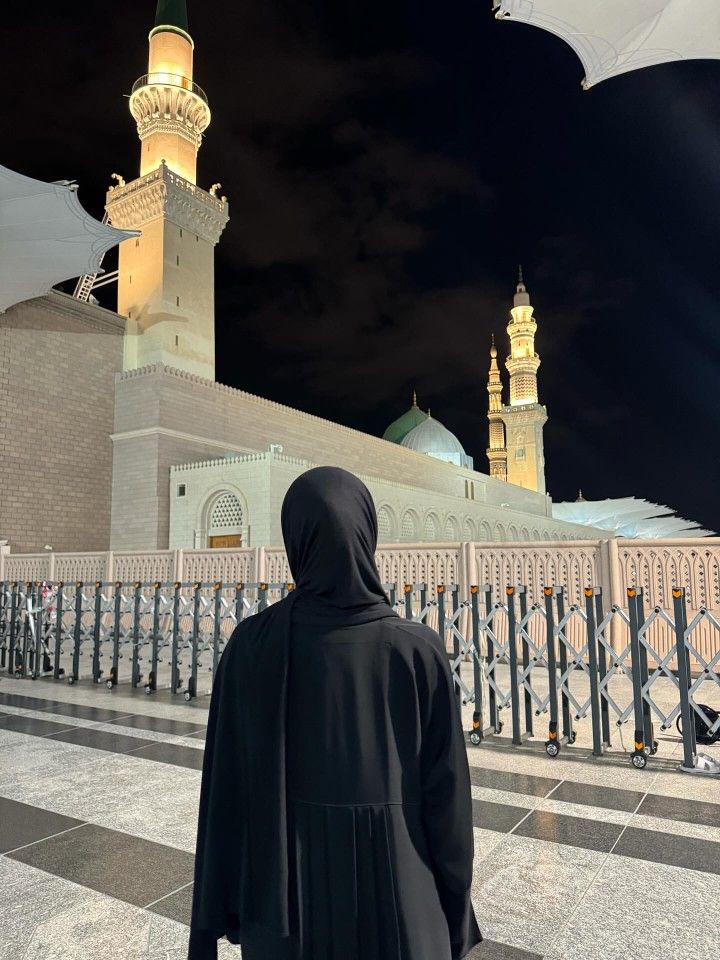 ANISHA CH ᯓᡣ𐭩 tweet media