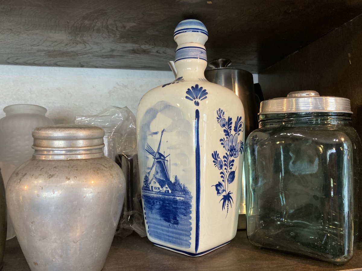 kaze_coffeeshop's tweet image. おはようございます。
風珈琲店、オープンしました。
比叡山山頂付近は曇り空。
今朝の一杯は、
#noritake カップ＆ソーサー
今日もよろしくお願いします。