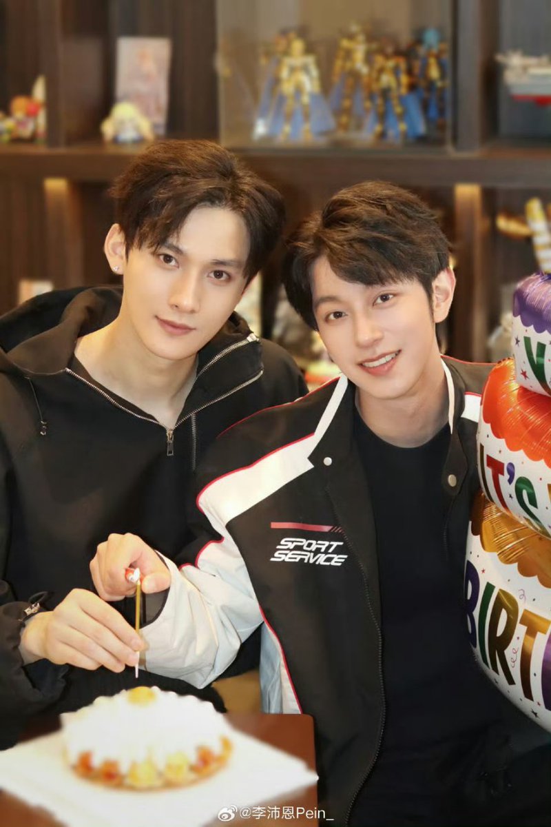 A phoenix and a dragon :) tweet media