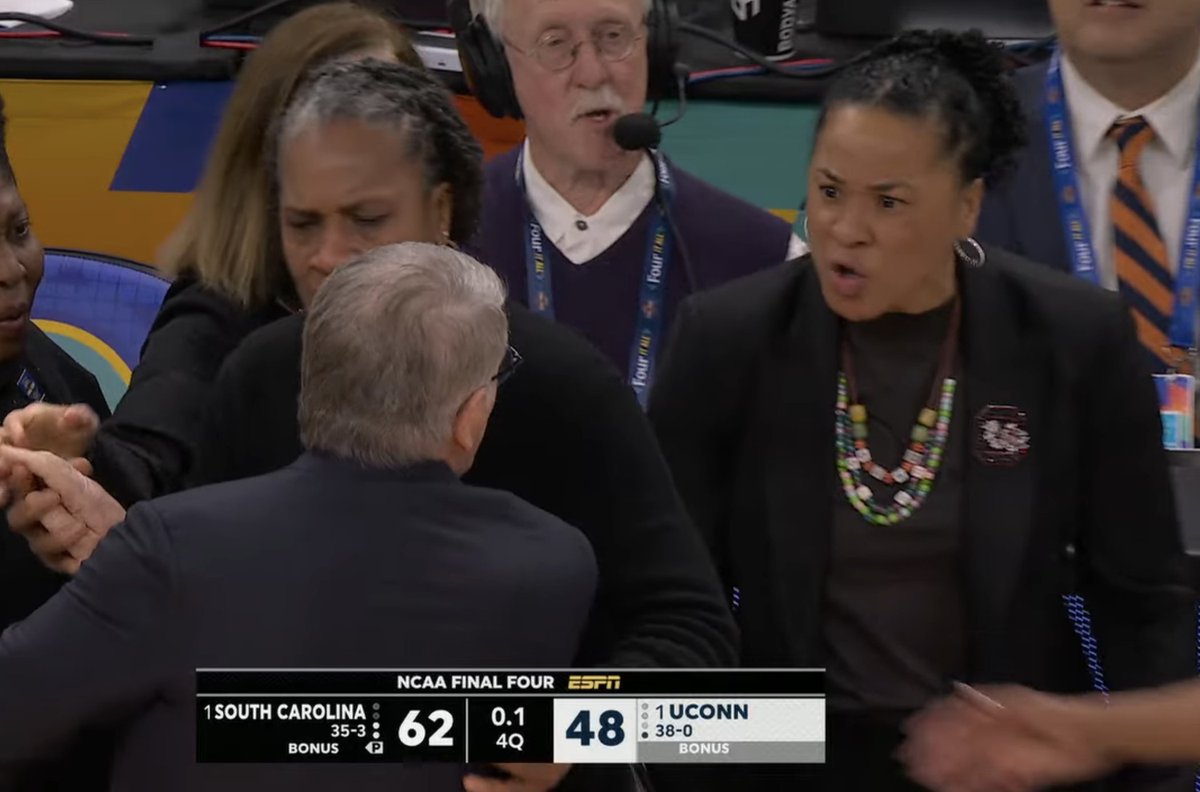 Chris Vannini tweet media