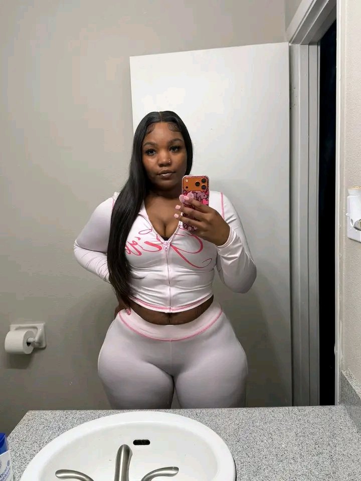 cherellecelest5's tweet photo. If you’re trying to reach me directly, you can hit me up on any of those numbers👇
Just be respectful and keep it real 💯
(+1 760-363-9819) here my signal number and you can text me on it too, or my zangi number (57-6292-7623).🥰 https://t.co/61LBmi1Vmr