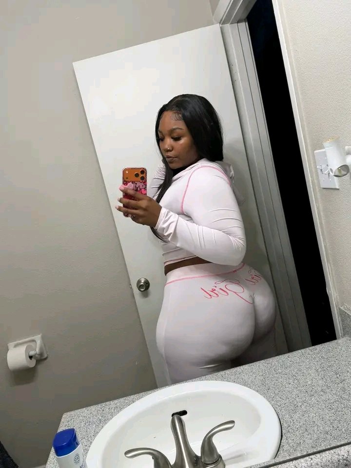 cherellecelest5's tweet photo. If you’re trying to reach me directly, you can hit me up on any of those numbers👇
Just be respectful and keep it real 💯
(+1 760-363-9819) here my signal number and you can text me on it too, or my zangi number (57-6292-7623).🥰 https://t.co/61LBmi1Vmr