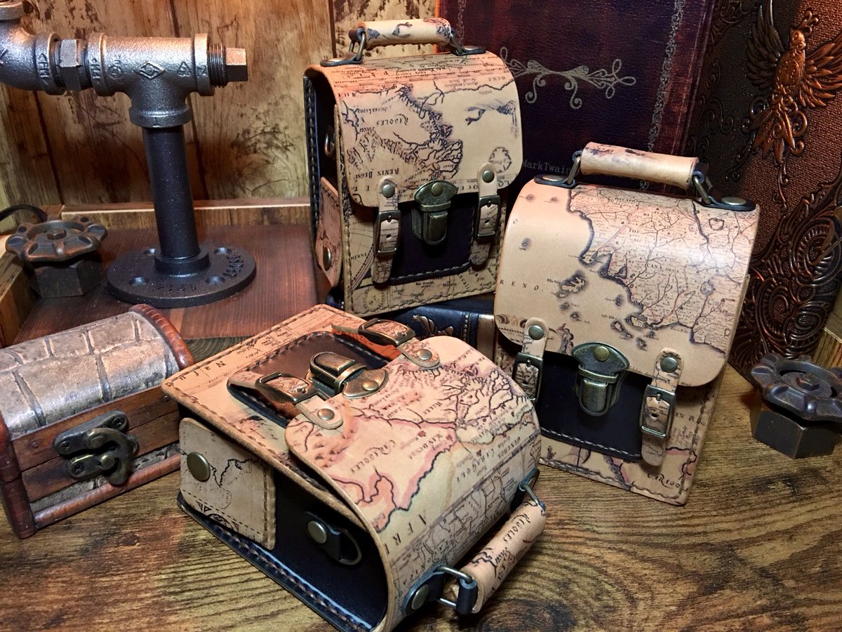 sora_leather's tweet photo. 【過去作】
鞄型のデッキケースです✨ https://t.co/HWaxMFX8Ah