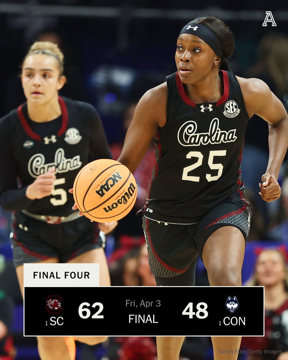 TheAthletic's tweet photo. GAMECOCKS ADVANCE‼️

South Carolina hands UConn its first loss of the season and is heading back to the women’s national championship game.

@GamecockWBB | #MarchMadness https://t.co/gfkgGIMNiG