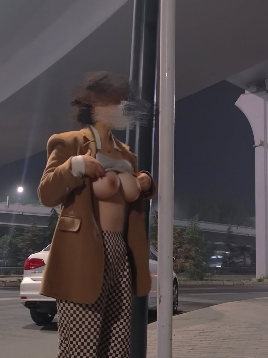 户外反差 tweet media