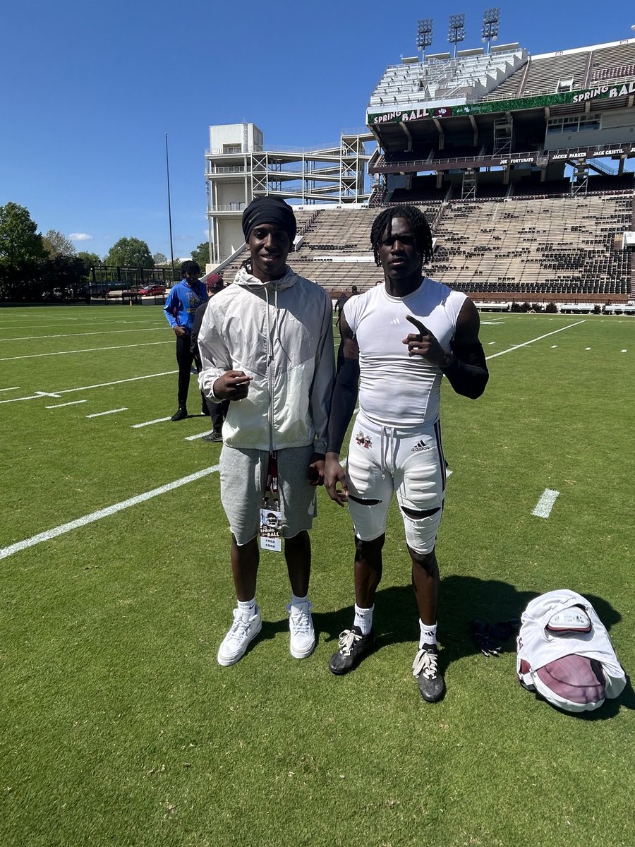 Frederrick Ford 4⭐️⭐️⭐️⭐️ tweet media