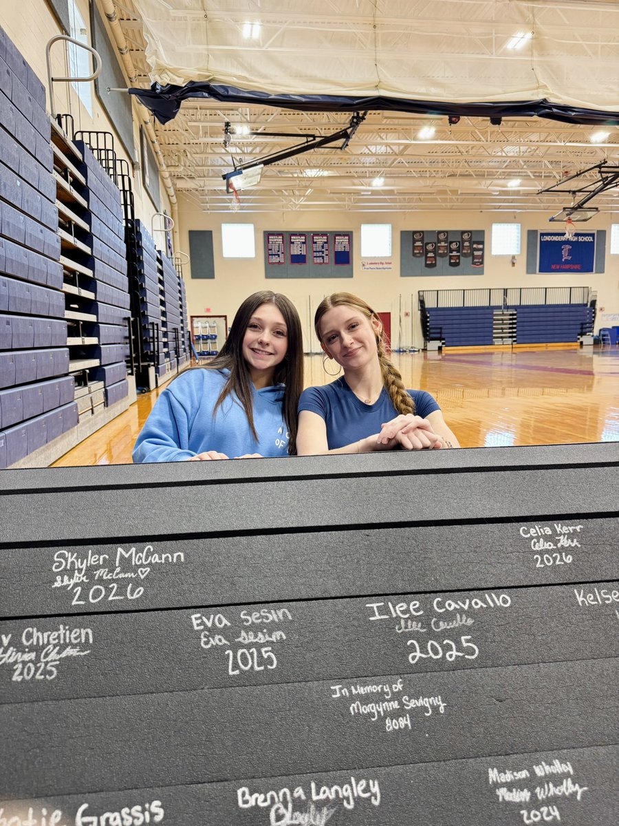 LHS Cheerleading tweet media