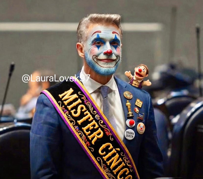 <a href="/SergioMayerb/">Sergio Mayer B.</a> <a href="/MagyAngier/">𝑀𝒶𝑔𝓎ᥫ᭡🫀🥀🏹</a> No más que a ti el cargo de político. Eres una basura lo mismo como concursante de realities como diputado. Donde único podrías tener futuro es enseñando las nalgas en Onlyfans.