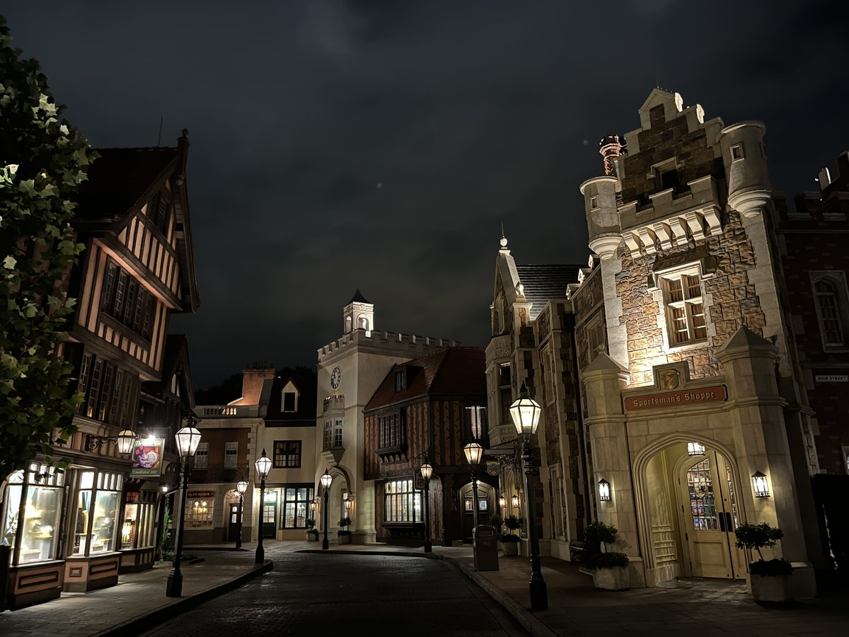 Disney Clips Guy tweet media