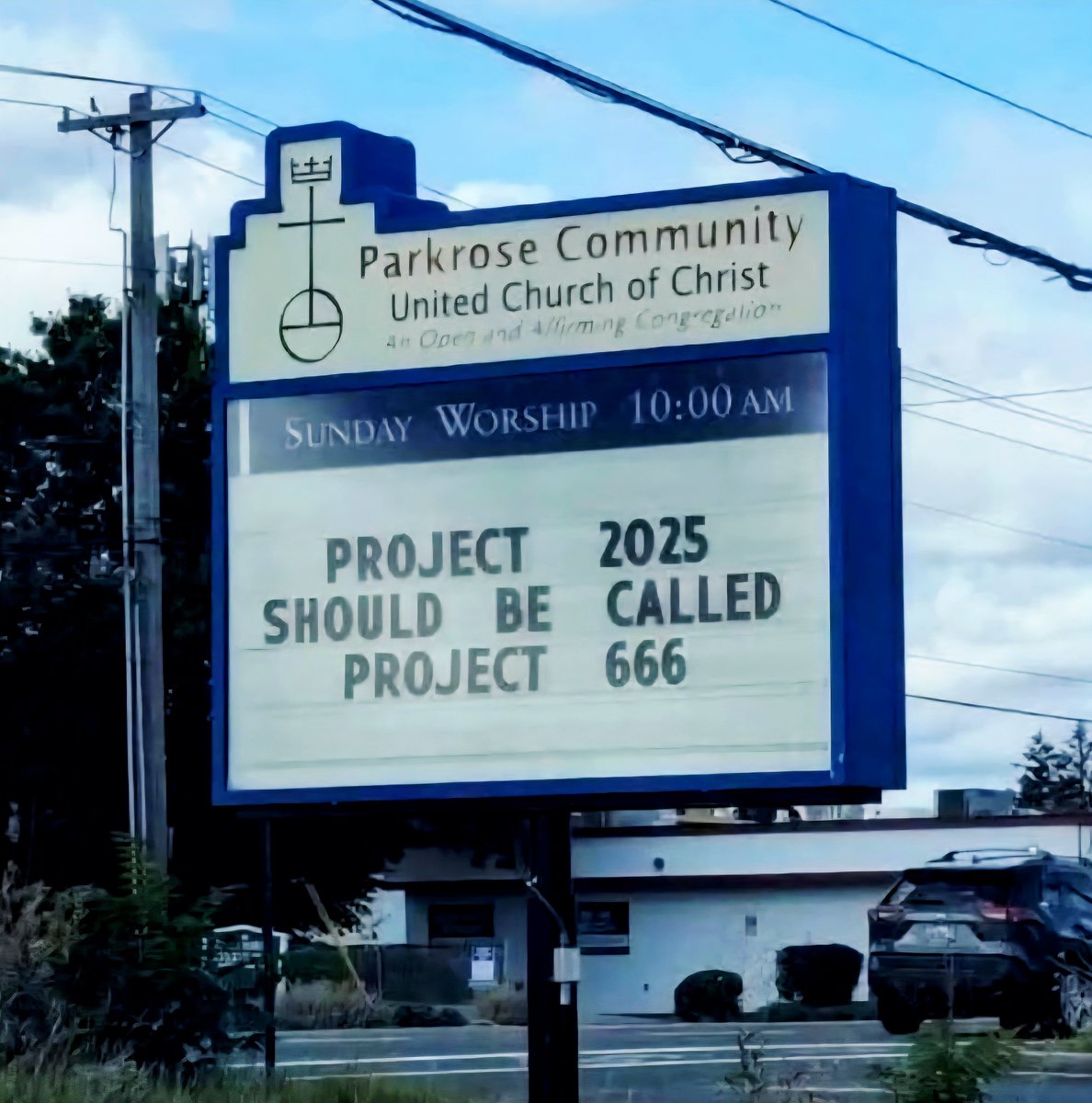 Monica 💙🌻🏳️‍🌈 tweet media