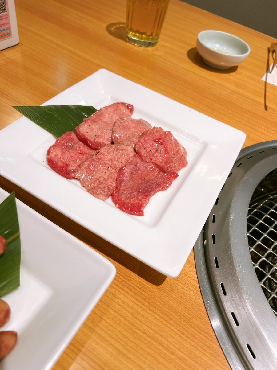 とらこ tweet media