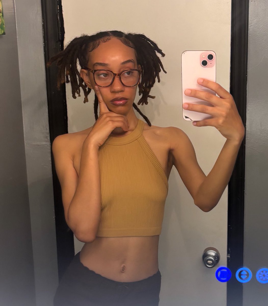 ganja⭐️goddess tweet media