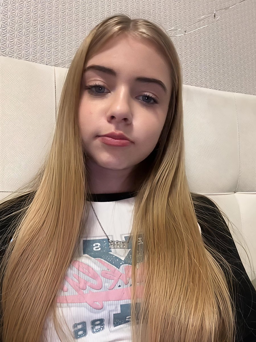 Aiman khan 🎀 tweet media