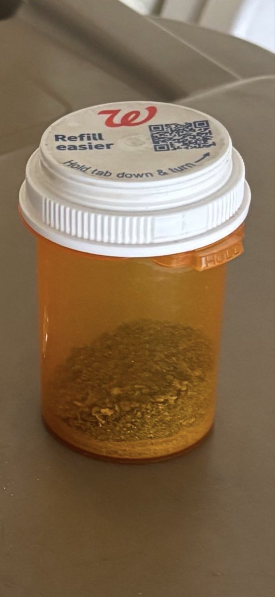 Keknichiwa ケクニチワ tweet media