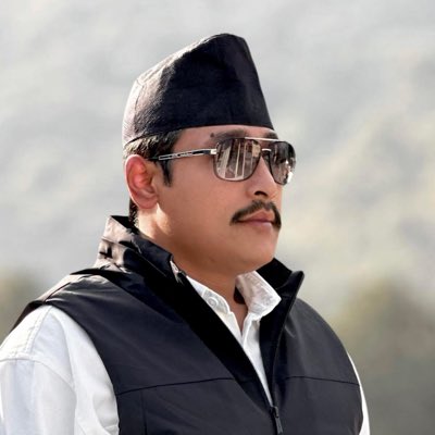 prabinbalami's tweet photo. #NewProfilePic https://t.co/FllFiC7an2