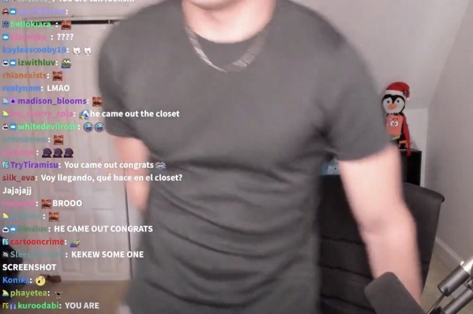 Alexa⟭⟬⁷ ⊙⊝⊜ | 🦈💛💜 tweet media