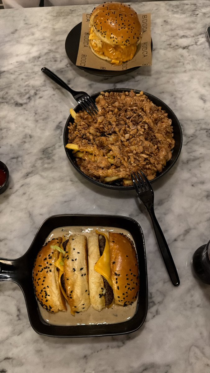 هتّان tweet media