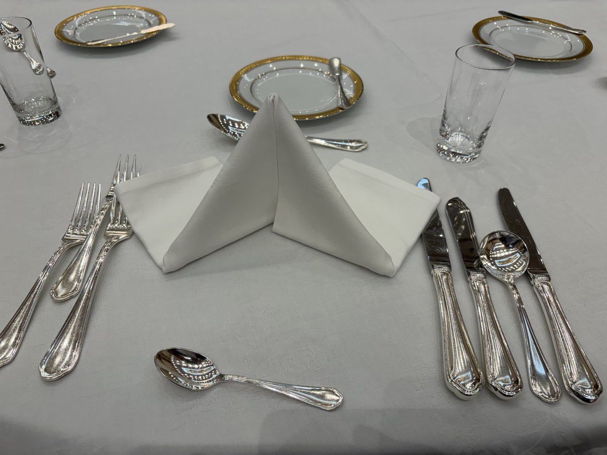 ユニライト tweet media