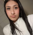 Jazmín María Reales tiene 16 años, desapareció el 2/4 en el barrio José Fuchs, Comodoro Rivadavia, Chubut. Es delgada, altura 1,60. Vestía campera gris, jean baggy gris, zapatillas 47 street y mochila negra.  Avisar #Urgente☎️2974-082600, 101 o 911  

#ComodoroRivadavia #Chubut