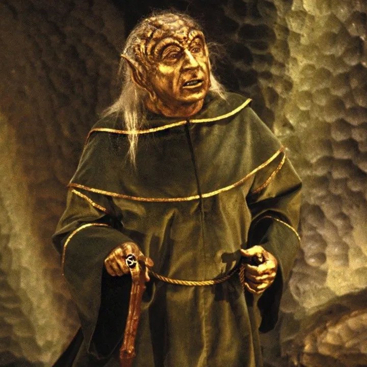 CoveredGeekly tweet media