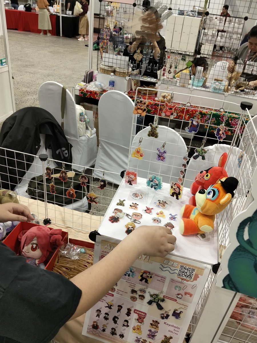 thuwhea's tweet image. Skip-schooling