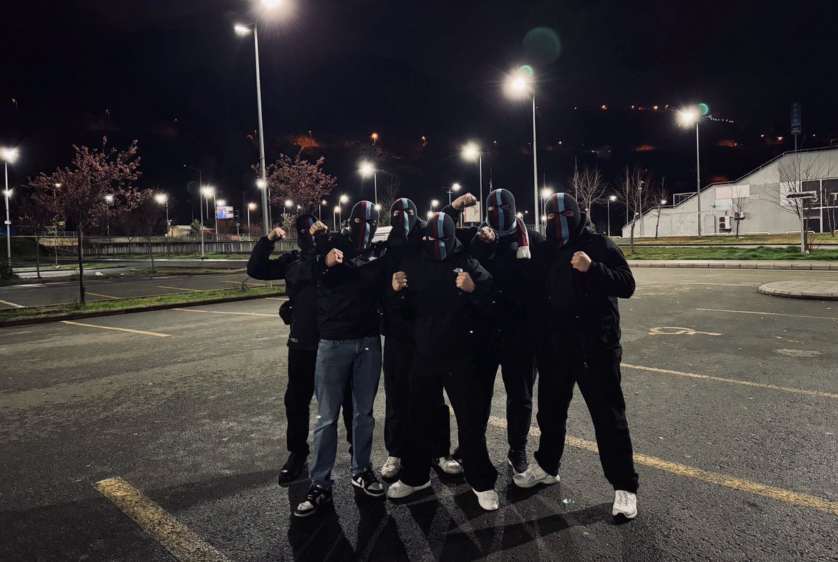 Narrow streeTS tweet media